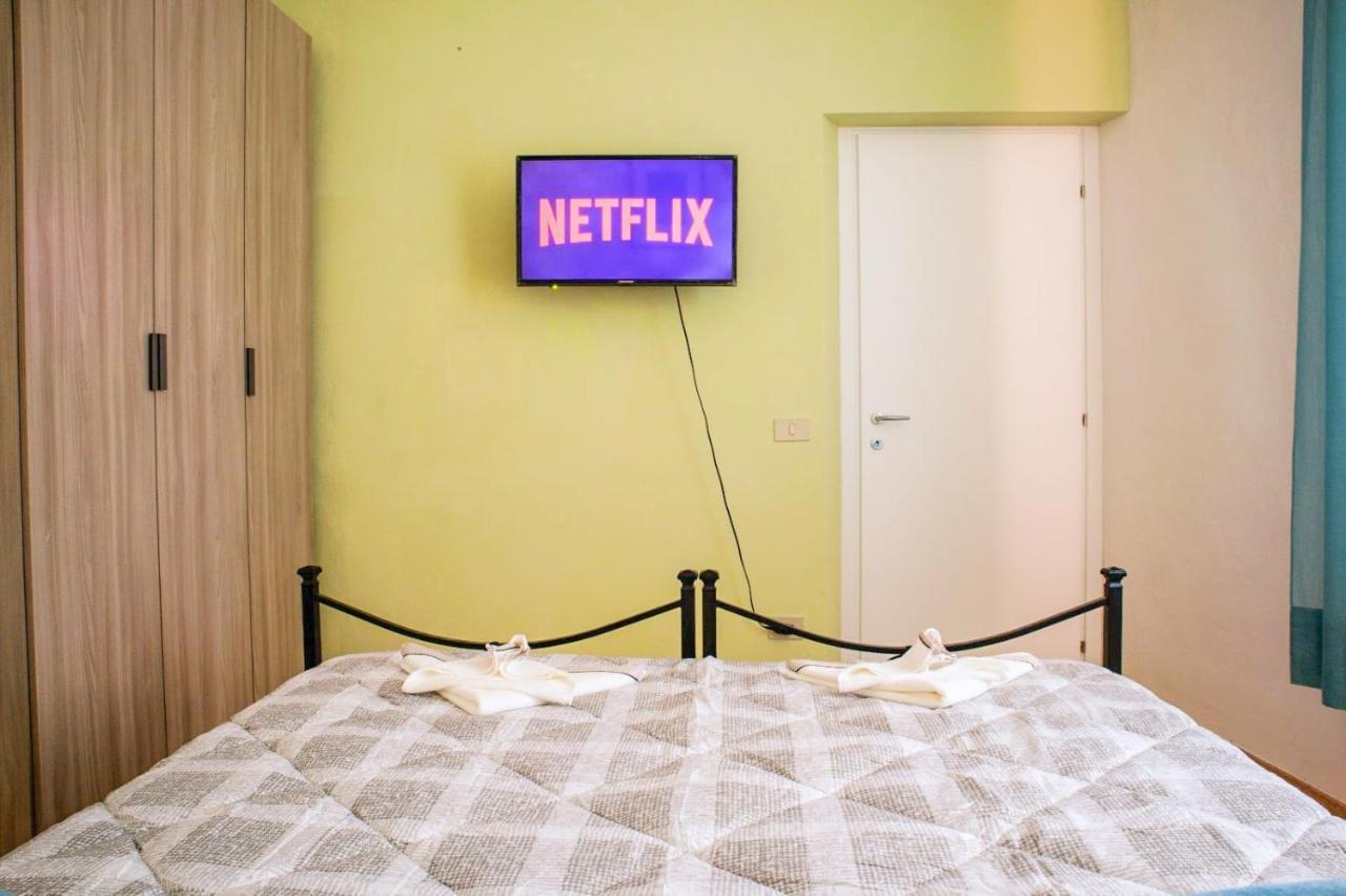Netflix - Centro Storico Urbino Apartamento Exterior foto